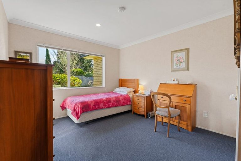 Photo of property in 40 Settlers Grove, Orewa, 0931