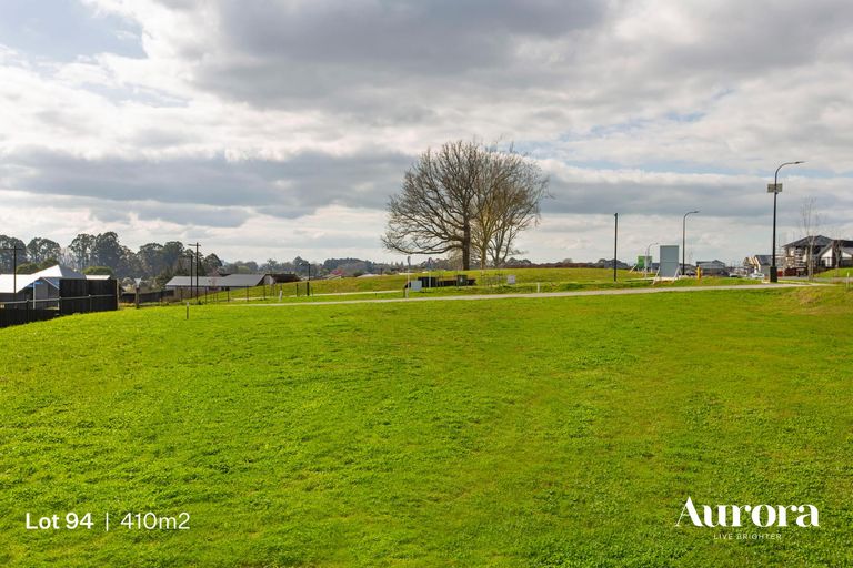 Photo of property in 32 Taahunui Rise, Peacocke, 3206