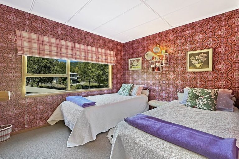 Photo of property in 82 Marina Terrace, Kinloch, Taupo, 3377