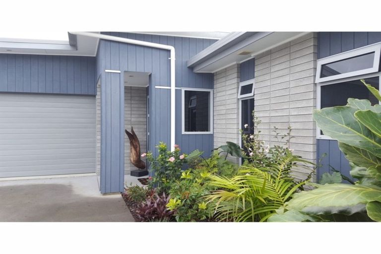 Photo of property in 29b Seabreeze Road, Mangawhai Heads, Mangawhai, 0505