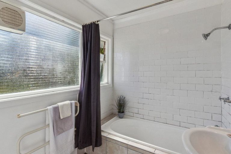 Photo of property in 44 Menin Road, Raumati South, Paraparaumu, 5032