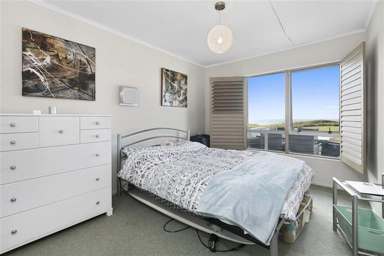 Photo of property in 204d Marine Parade, Mount Maunganui, 3116