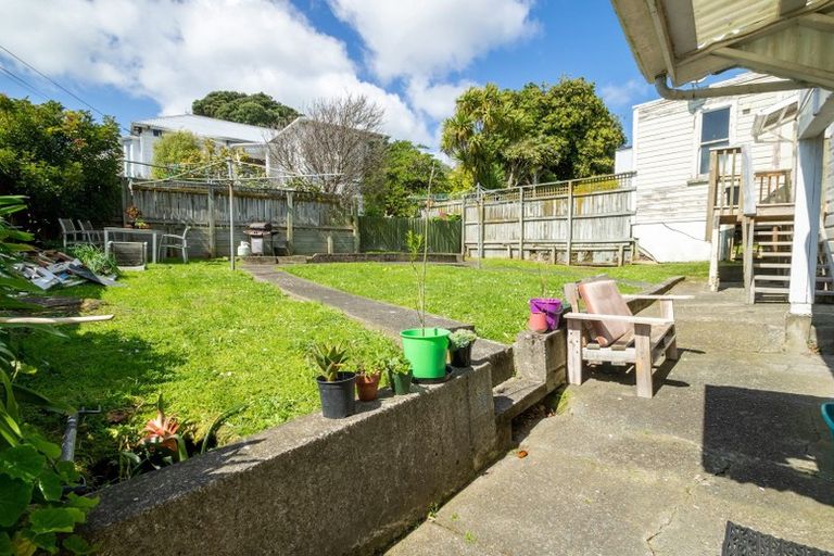 Photo of property in 23 Nairn Street, Mount Cook, Wellington, 6011