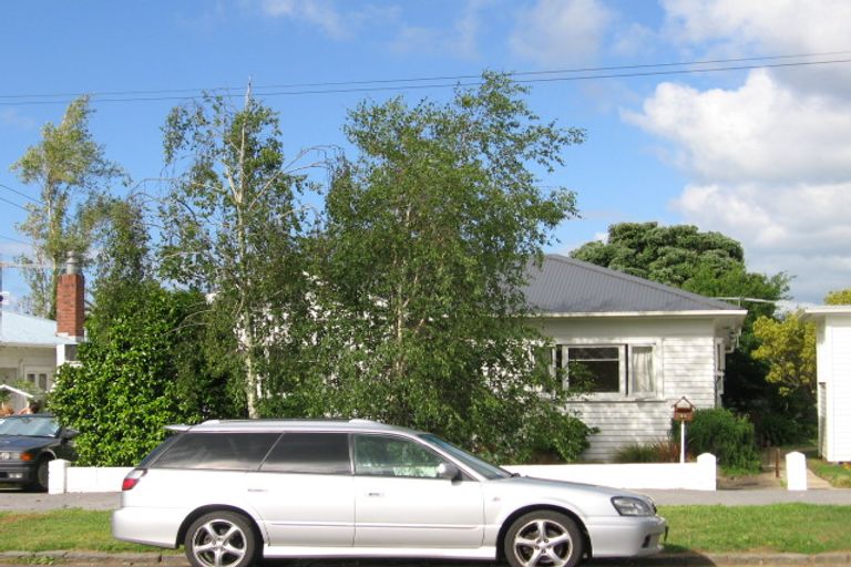 Photo of property in 35 Maranui Avenue, Point Chevalier, Auckland, 1022
