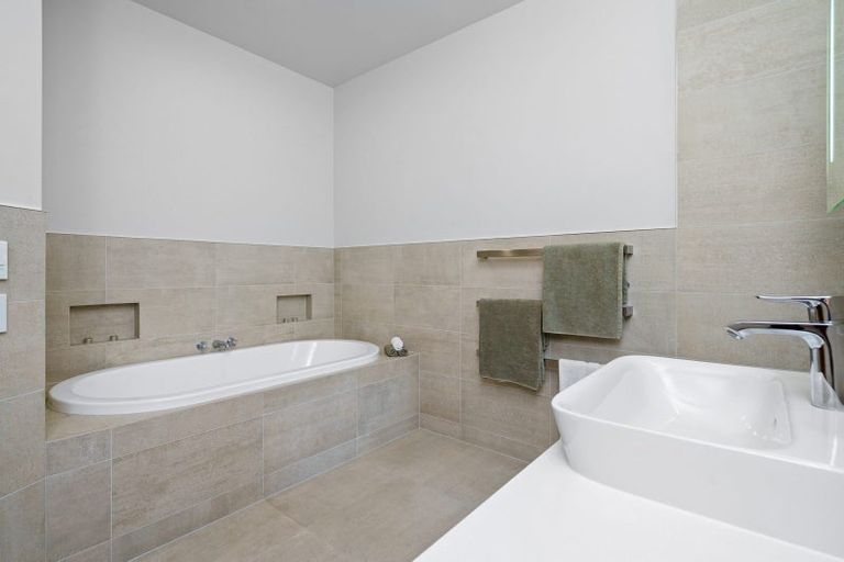 Photo of property in 5 Curnow Place, Leamington, Cambridge, 3432