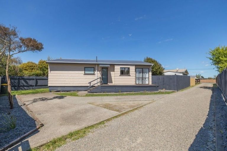 Photo of property in 96a Mako Mako Road, Levin, 5510