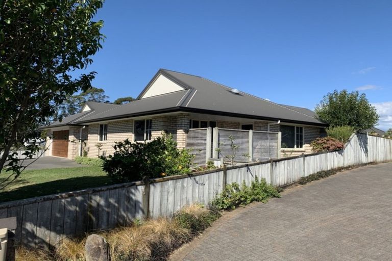 Photo of property in 2a Bransley Grove, Katikati, 3129