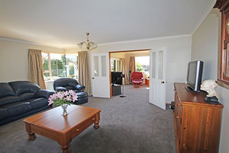 Photo of property in 54 Awamoa Road, Holmes Hill, Oamaru, 9401