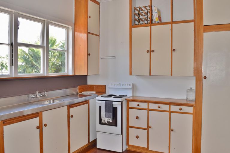 Photo of property in 7b Johnstone Street, Masterton, 5810