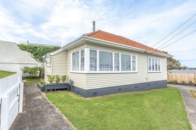 Photo of property in 1a Cambridge Street, Gonville, Whanganui, 4501