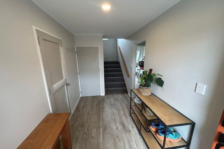 Photo of property in 4 Latitude Close, Whitby, Porirua, 5024