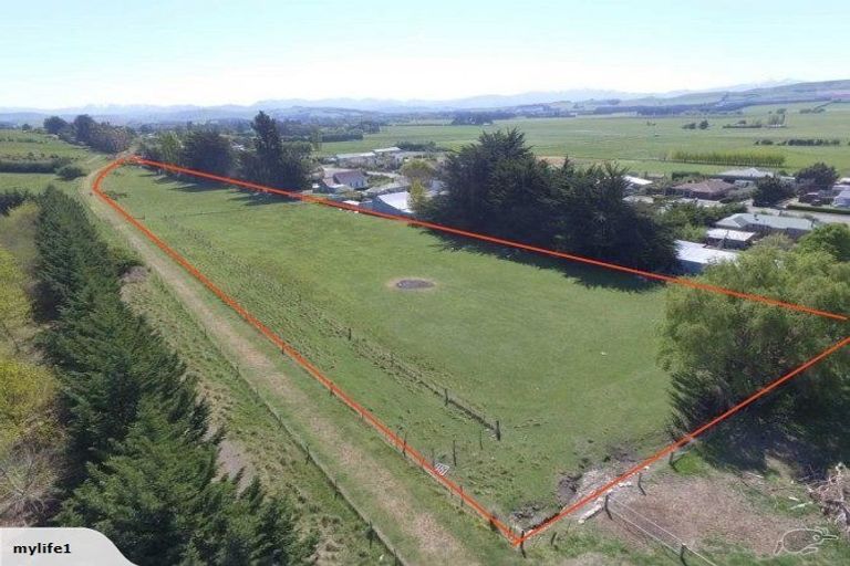 Photo of property in 37 Princes Street, Waikari, 7420