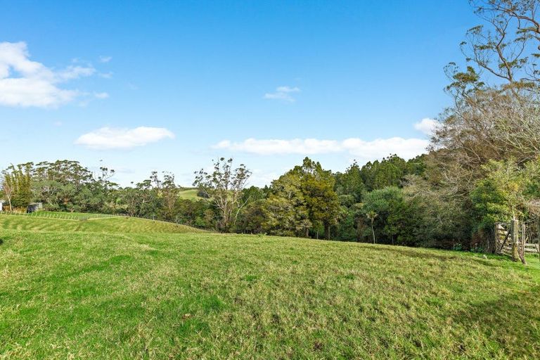 Photo of property in 421 Whitmore Road, Tawharanui Peninsula, Warkworth, 0986