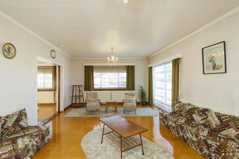 Photo of property in 15 Anglesey Place, Awapuni, Palmerston North, 4412