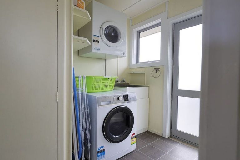 Photo of property in 27 Howden Street, Te Anau, 9600