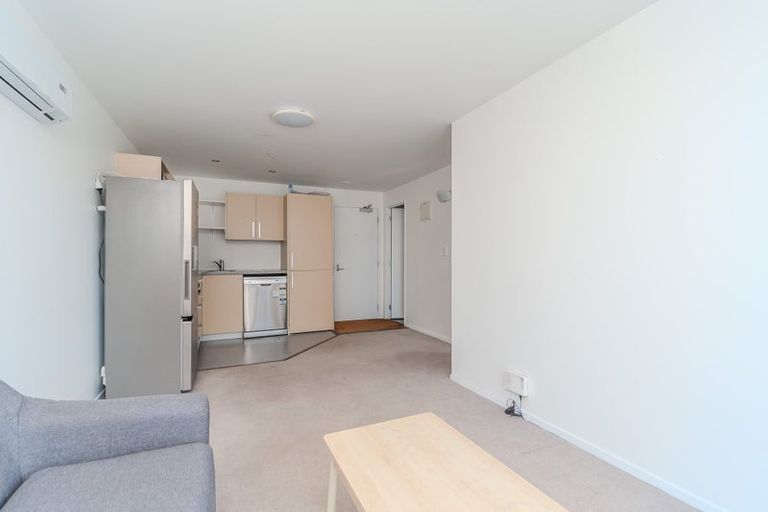 Photo of property in Dual Apartments, 406/142 Vivian Street, Te Aro, Wellington, 6011