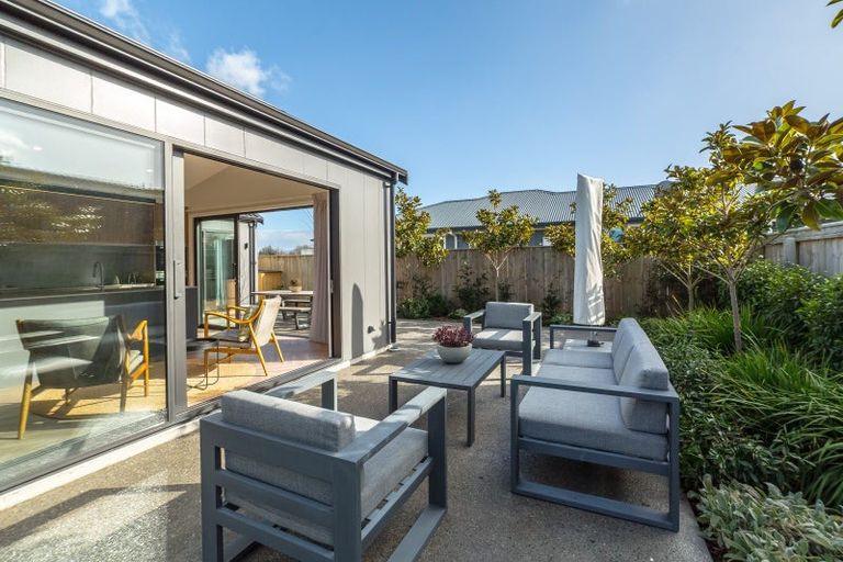 Photo of property in 6 Farley Avenue, Greytown, 5712