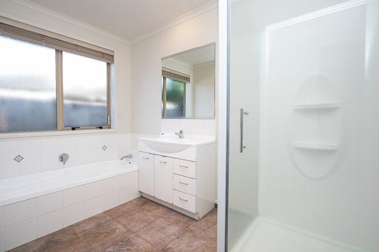 Photo of property in 2 Parkside Drive, Huntington, Hamilton, 3210