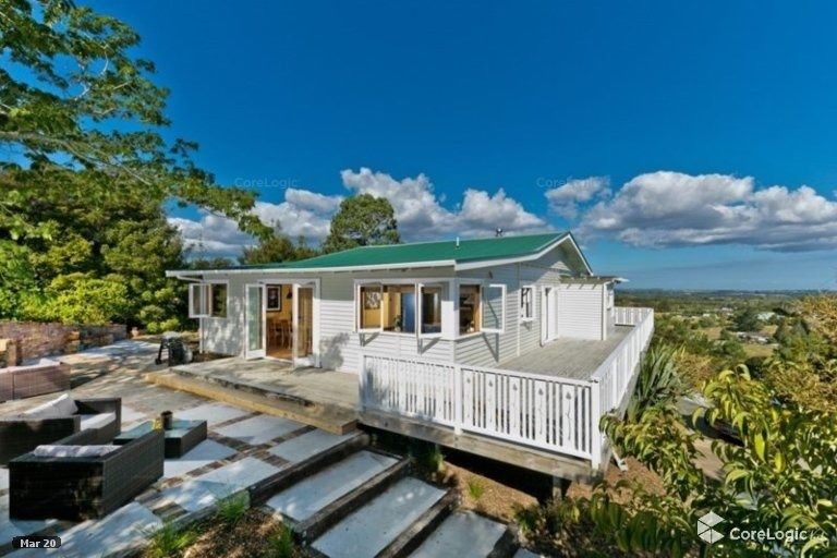 Photo of property in 81 Burns Lane, Kumeu, 0892