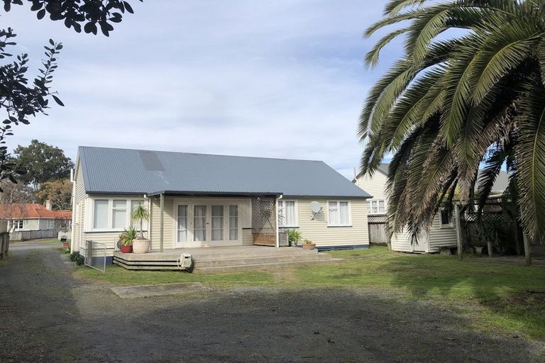 Photo of property in 50 First Avenue, Avenues, Whangarei, 0110