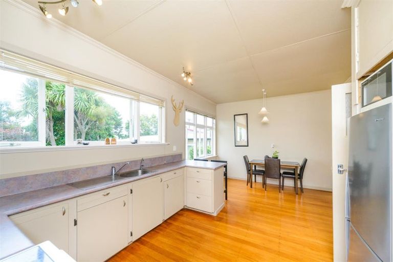 Photo of property in 15 Maunder Street, Marton, 4710