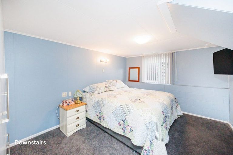 Photo of property in 2 Mcclure Street, Feilding, 4702
