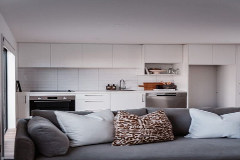 Photo of property in 2/14 Moule Street, Addington, Christchurch, 8024