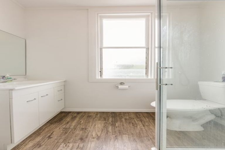 Photo of property in 1 Clyde Street, North Dunedin, Dunedin, 9016