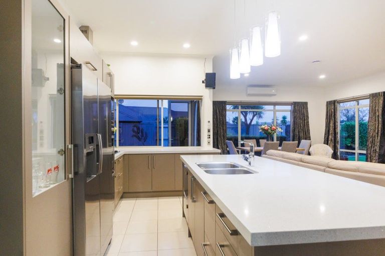 Photo of property in 3 Rodeo Drive, Kelvin Grove, Palmerston North, 4414