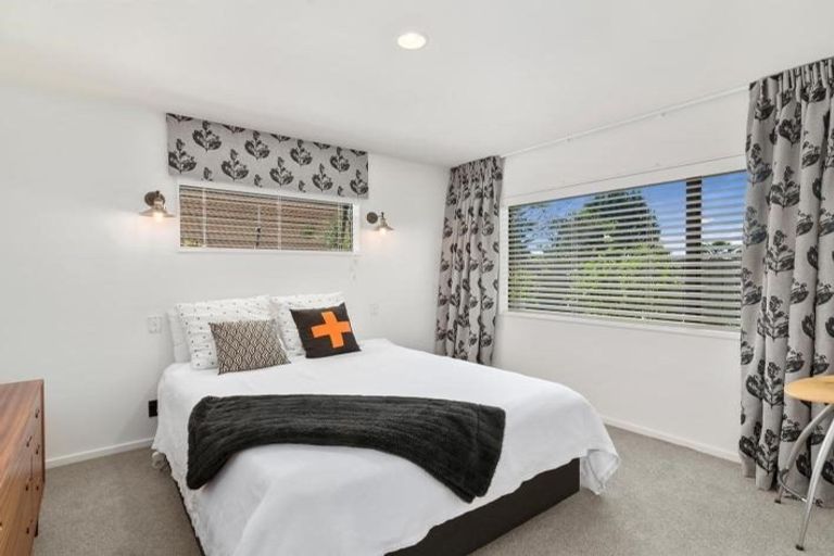 Photo of property in 2/16 Aubrey Crescent, Rainbow Point, Taupo, 3330