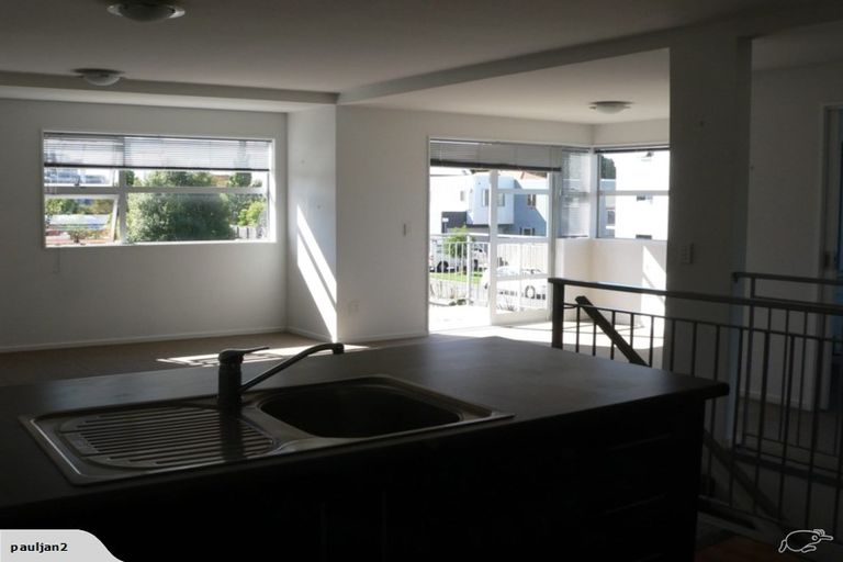 Photo of property in 5/55 Thackeray Place, Waltham, Christchurch, 8023