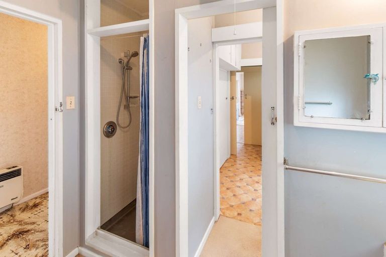 Photo of property in 105 Peat Street, Whanganui, 4500