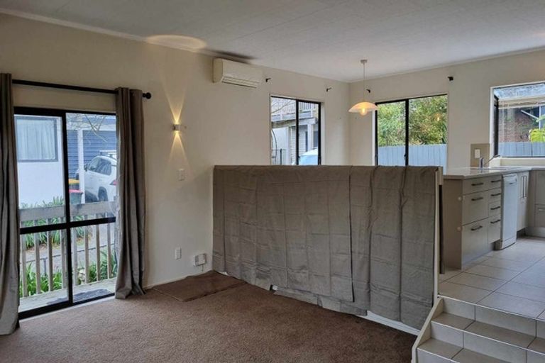 Photo of property in 1/30 Gibraltar Street, Howick, Auckland, 2014