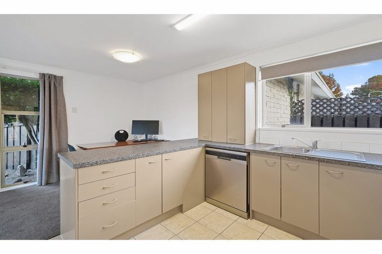 Photo of property in 7 Omega Place, Casebrook, Christchurch, 8051