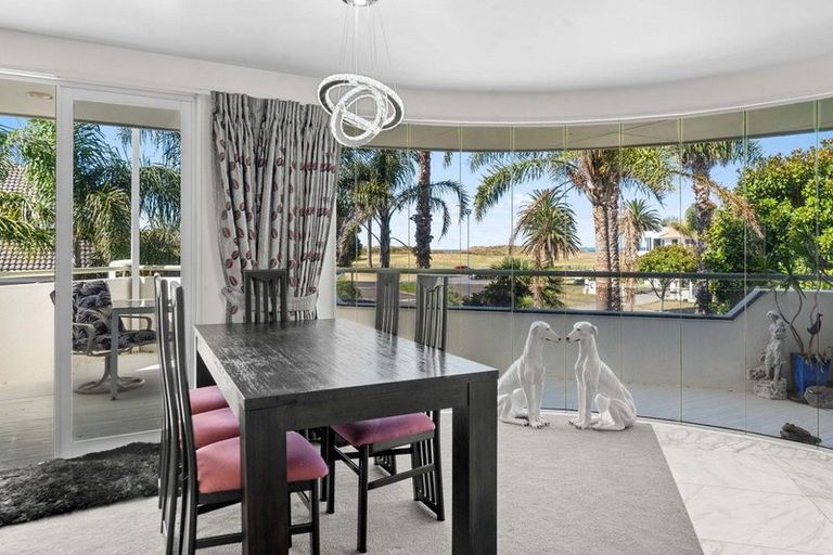 Photo of property in 2 Seychelles Drive, Papamoa Beach, Papamoa, 3118