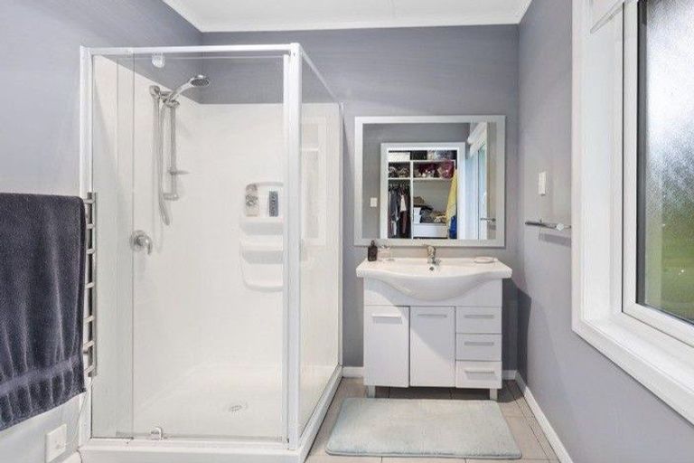 Photo of property in 99 Normandale Road, Normandale, Lower Hutt, 5010