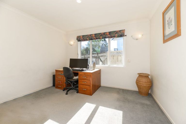 Photo of property in 13b Wharf Road, Te Atatu Peninsula, Auckland, 0610