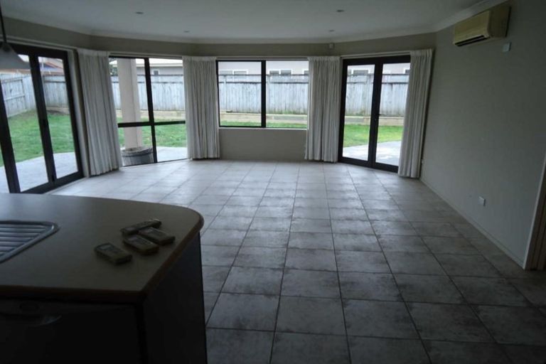 Photo of property in 1 Merlot Place, Rototuna, Hamilton, 3210