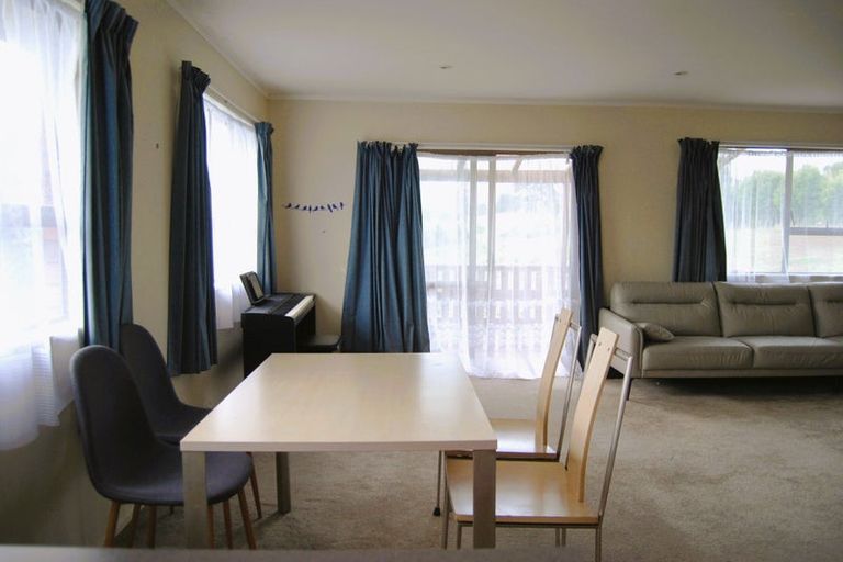 Photo of property in 1/47 Majesty Place, Half Moon Bay, Auckland, 2012