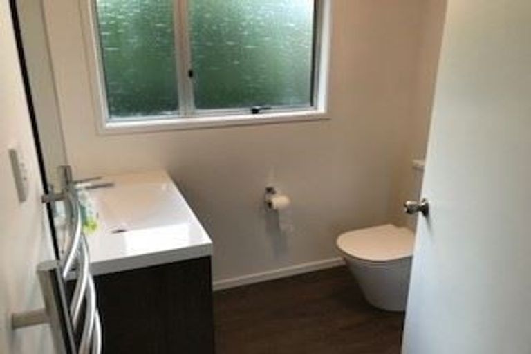 Photo of property in 3 June Place, Torbay, Auckland, 0630