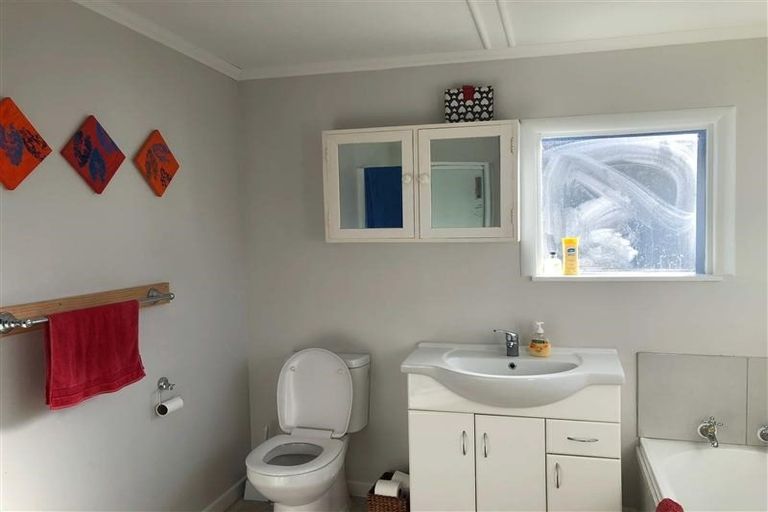 Photo of property in 47 Murphy Road, Taradale, Napier, 4112