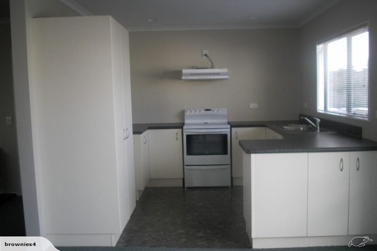 Photo of property in 3 Makora Grove, Paremata, Porirua, 5024