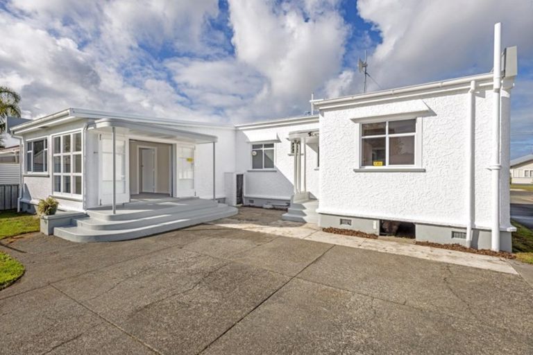 Photo of property in 11 Cook Street, Te Hapara, Gisborne, 4010