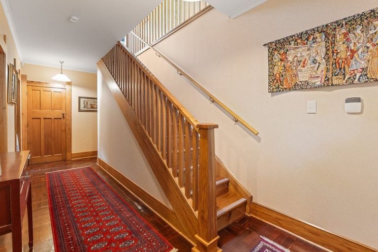 Photo of property in 1 Howard Street, Macandrew Bay, Dunedin, 9014