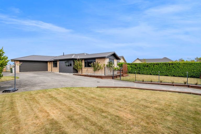 Photo of property in 4 Larlin Drive, Hawera, 4675