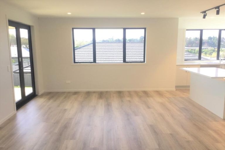 Photo of property in 27 Fairfax Crescent, Pyes Pa, Tauranga, 3112