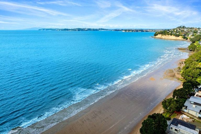 Photo of property in 2a Laurie Street, Red Beach, 0932