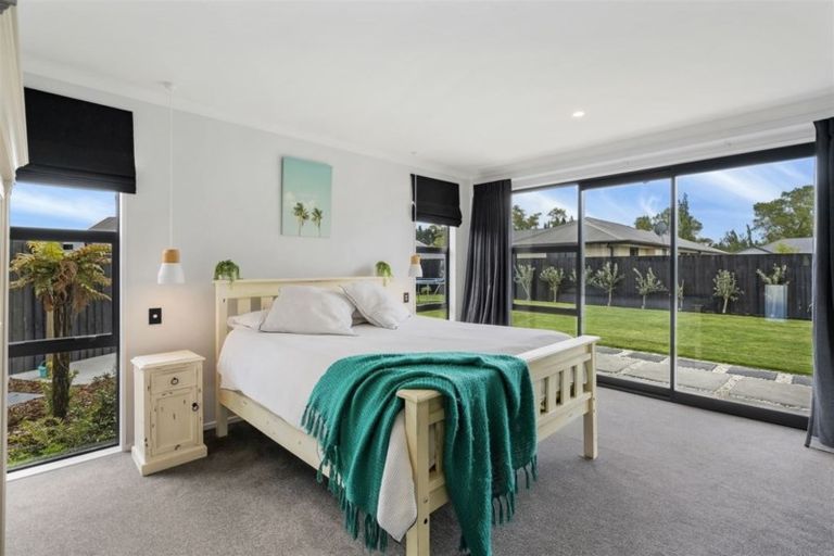 Photo of property in 14 Kohunga Crescent, Bottle Lake, Christchurch, 8083