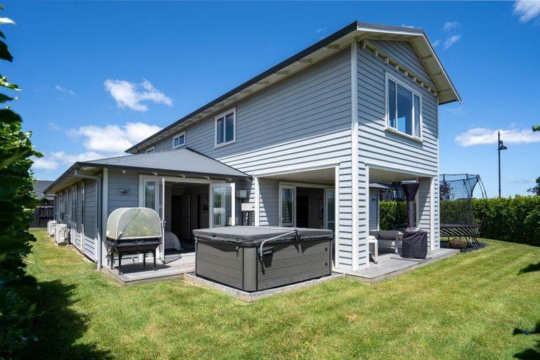 Photo of property in 1 Boyce Crescent, Cambridge, 3434