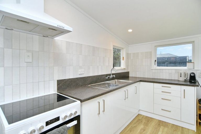 Photo of property in 25 Mackworth Street, Woolston, Christchurch, 8062